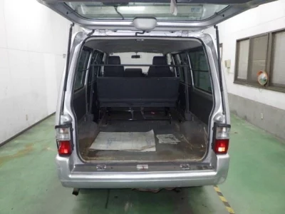 Mazda BONGO VAN  с аукциона в Японии