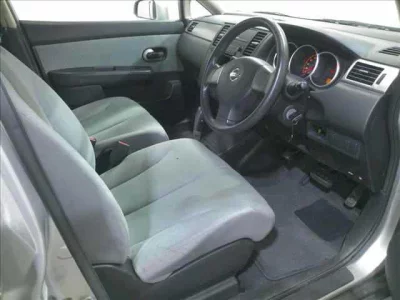 Nissan TIIDA LATIO  с аукциона в Японии