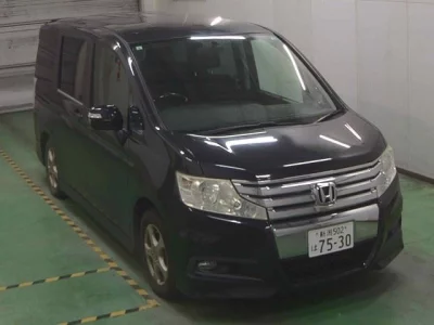 Honda STEP WAGON  с аукциона в Японии