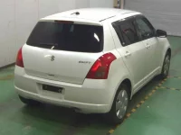 Suzuki SWIFT лот № 82 оценка R  с аукциона в Японии 6