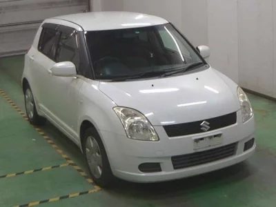 Suzuki SWIFT  с аукциона в Японии