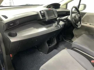 Honda FREED  с аукциона в Японии