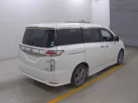 Nissan ELGRAND лот № 20 оценка 3.5  с аукциона в Японии 3