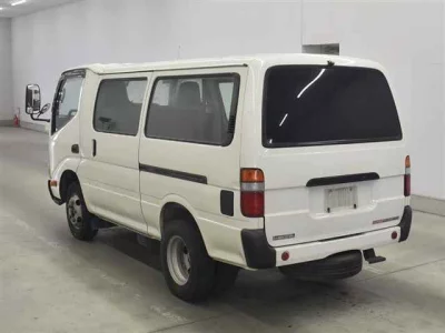 Hino DUTRO  с аукциона в Японии