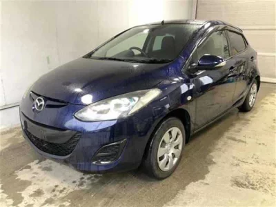 Mazda DEMIO  с аукциона в Японии