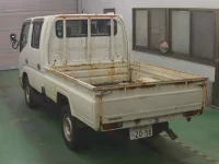 Toyota TOYOACE лот № 125 оценка 2  с аукциона в Японии 1