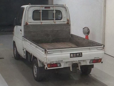 Nissan CLIPPER TRUCK