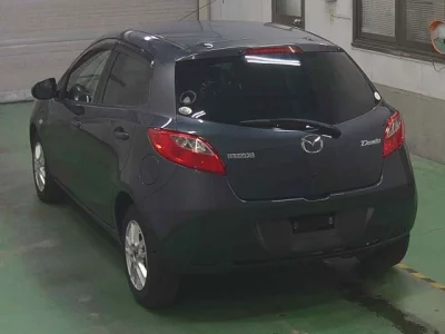 Mazda DEMIO