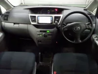 Toyota VOXY лот № 137 оценка 3.5  с аукциона в Японии 2