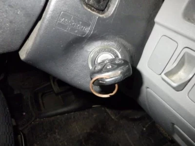 Toyota VOXY  с аукциона в Японии