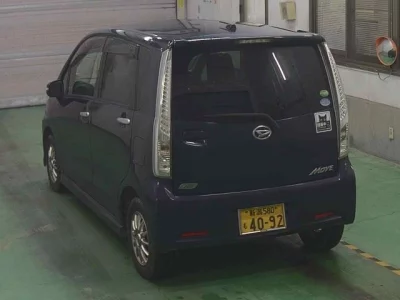 Daihatsu MOVE  с аукциона в Японии