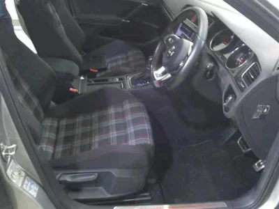 Volkswagen GOLF  с аукциона в Японии