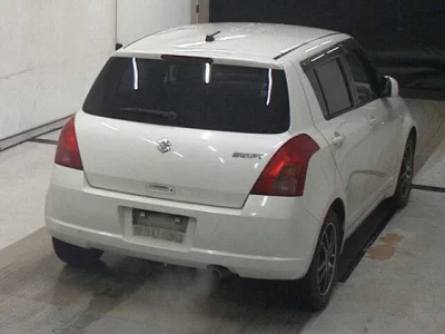 Suzuki SWIFT  с аукциона в Японии