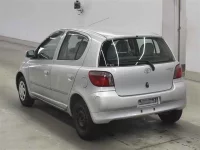 Toyota VITZ лот № 60046 оценка R  с аукциона в Японии 1