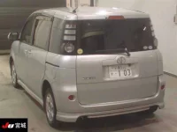 Toyota SIENTA лот № 2062 оценка R  с аукциона в Японии 1