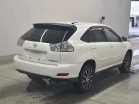Toyota HARRIER лот № 70102 оценка 3.5  с аукциона в Японии 4