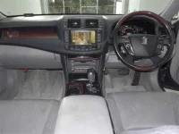 Toyota CROWN лот № 198 оценка R  с аукциона в Японии 5