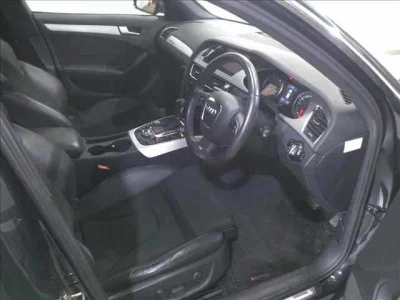 Audi A4  с аукциона в Японии