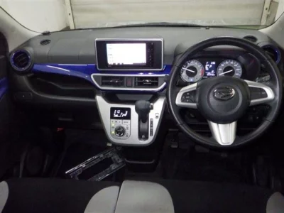 Daihatsu Cast  с аукциона в Японии