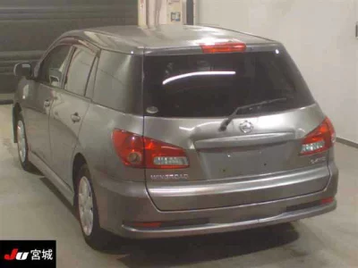 Nissan WINGROAD  с аукциона в Японии