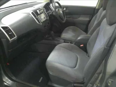 Nissan WINGROAD  с аукциона в Японии