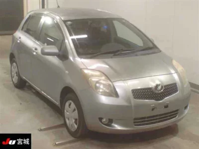 Toyota VITZ  с аукциона в Японии