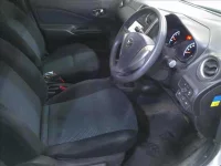 Nissan NOTE лот № 4253 оценка 3.5  с аукциона в Японии 3