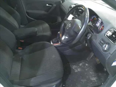 Volkswagen POLO  с аукциона в Японии