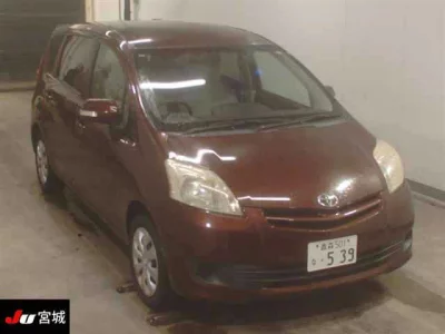 Toyota PASSO SETTE  с аукциона в Японии