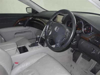 Honda LEGEND  с аукциона в Японии