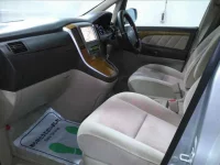 Toyota ALPHARD лот № 4331 оценка 3  с аукциона в Японии 2