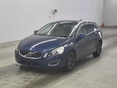 Volvo V60  с аукциона в Японии