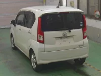 Daihatsu MOVE лот № 3039 оценка 4  с аукциона в Японии 1