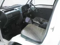 Suzuki CARRY TRUCK лот № 4340 оценка 3  с аукциона в Японии 2