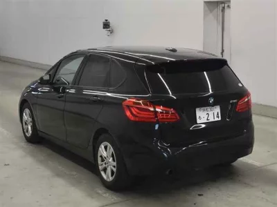 BMW 2-Series  с аукциона в Японии