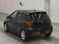 Toyota VITZ лот № 10081 оценка 4  с аукциона в Японии 1