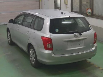 Toyota COROLLA FIELDER  с аукциона в Японии