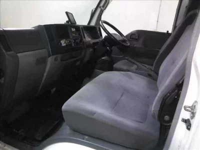 Isuzu ELF  с аукциона в Японии