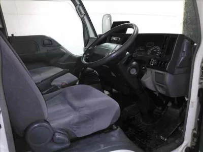 Isuzu ELF  с аукциона в Японии