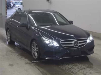 Mercedes-Benz E CLASS  с аукциона в Японии