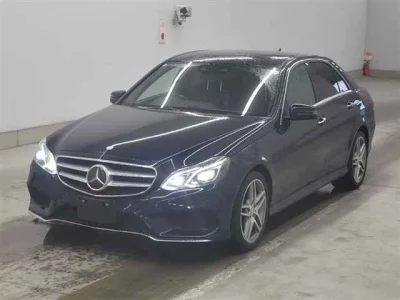 Mercedes-Benz E CLASS  с аукциона в Японии