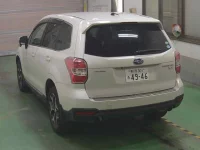 Subaru FORESTER лот № 3608 оценка R  с аукциона в Японии 1