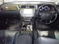 Toyota CROWN лот № 3629 оценка R  с аукциона в Японии 2
