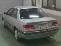 Toyota CARINA лот № 3639 оценка 3.5  с аукциона в Японии 1