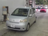 Toyota PORTE лот № 1062 оценка 3.5  с аукциона в Японии 3