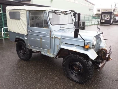 Mitsubishi JEEP