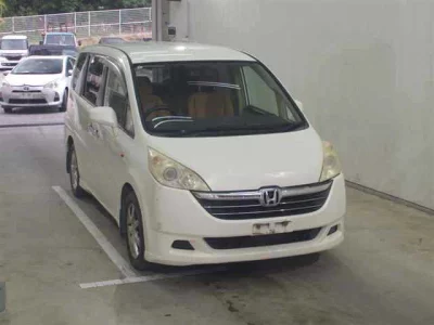 Honda STEP WAGON  с аукциона в Японии