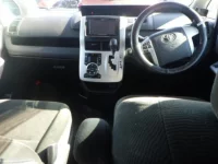 Toyota NOAH лот № 3069 оценка 3.5  с аукциона в Японии 2