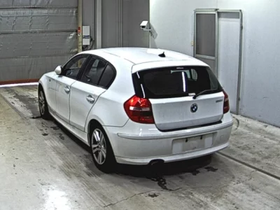 BMW 1-Series  с аукциона в Японии