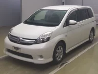 Toyota ISIS лот № 74028 оценка 4  с аукциона в Японии 1